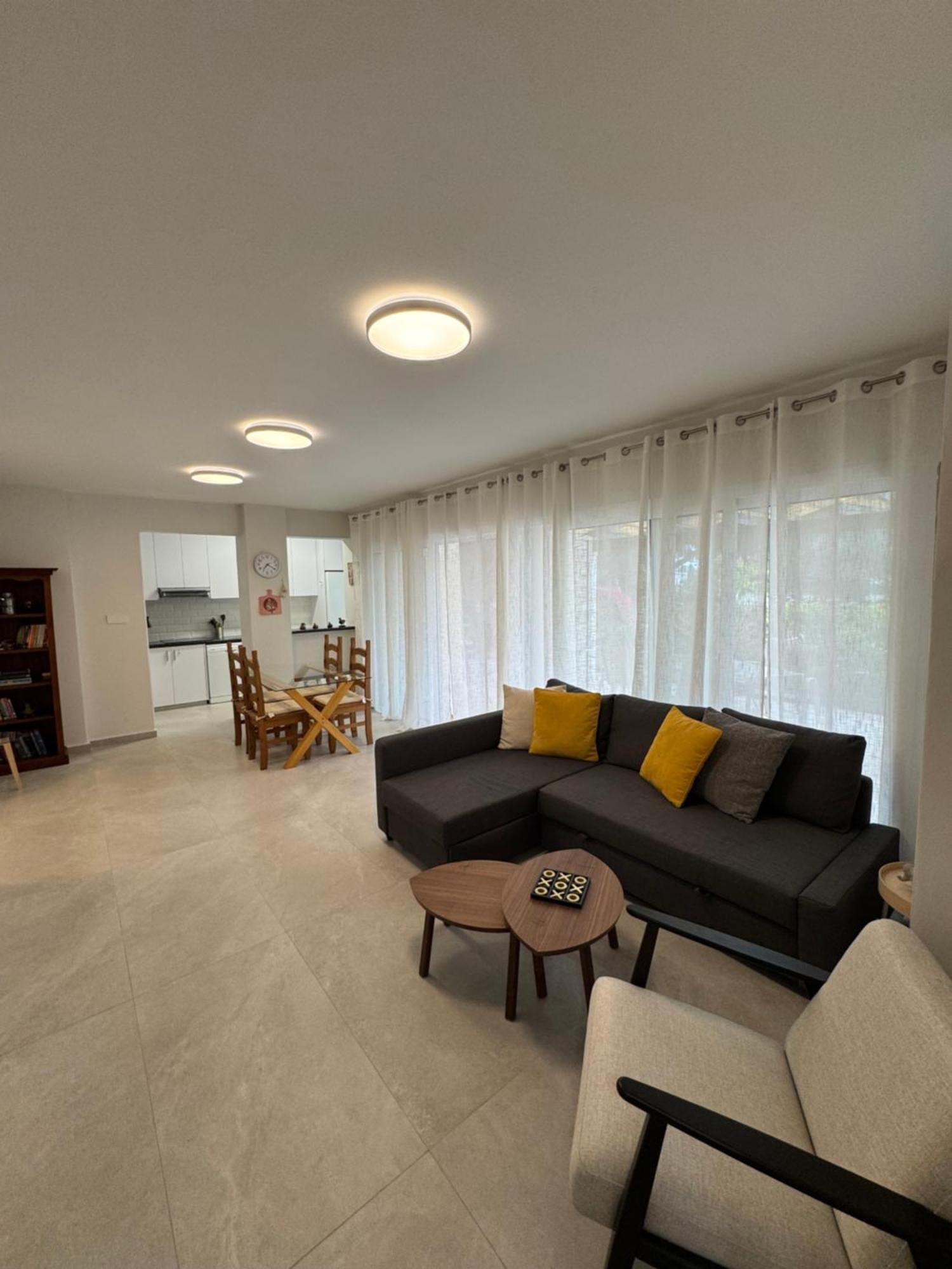 Amazing 2 Bedroom 2 Bathroom * Paphos