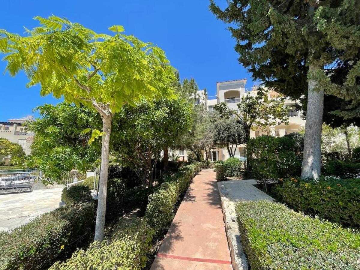 Amazing 2 Bedroom 2 Bathroom Apartment Paphos
