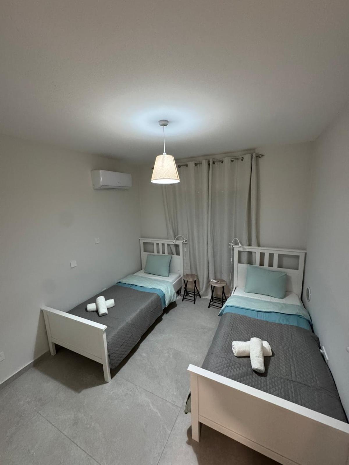 Apartment Amazing 2 Bedroom 2 Bathroom Paphos