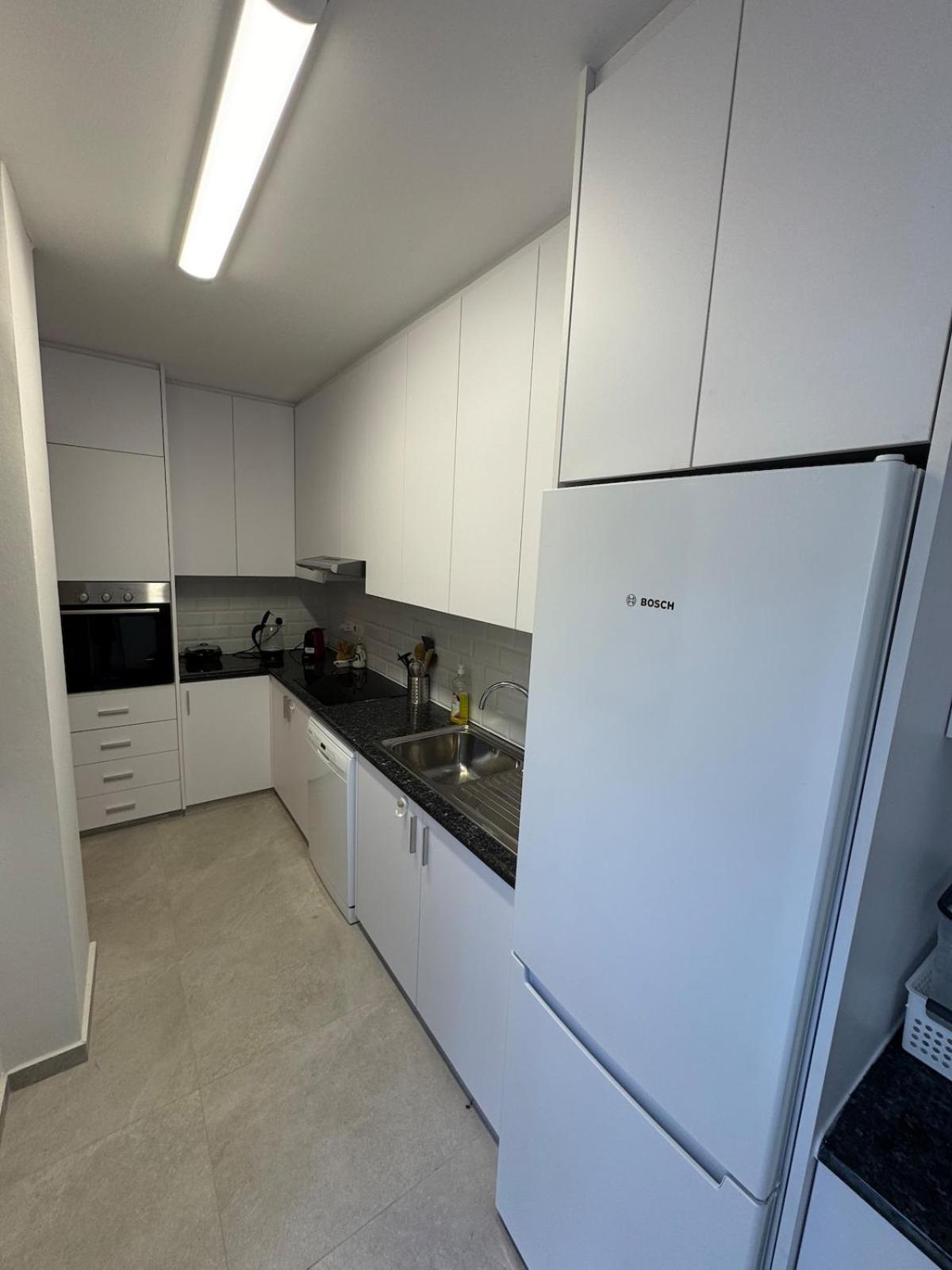 Amazing 2 Bedroom 2 Bathroom Apartment *